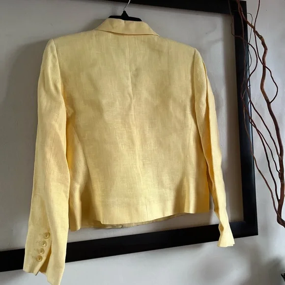 Harve Benard soft yellow 100% linen blazer - Picture 2 of 7